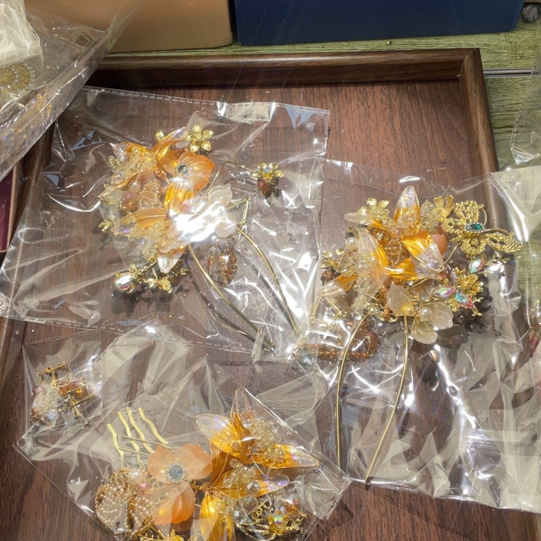 混合材质新娘头饰默认微瑕不退换