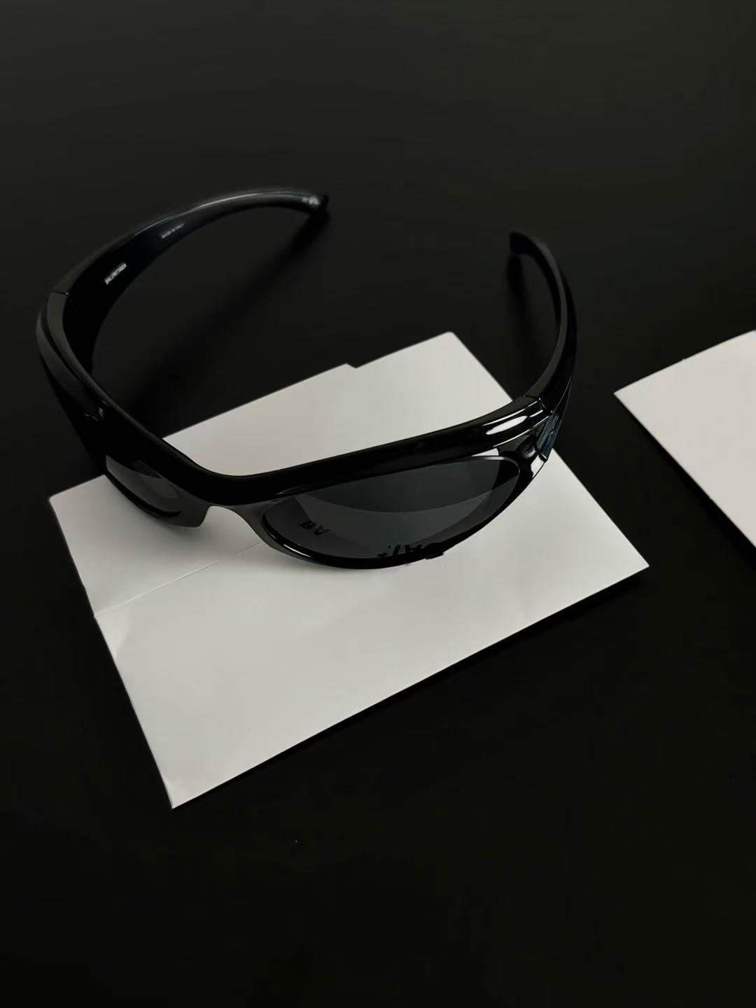 【认准编号101-210】素颜镜百搭显脸小适合户外防紫外线太阳眼镜