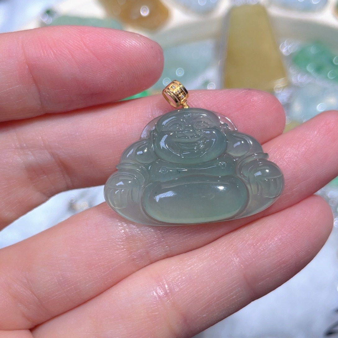 翡翠颈饰18K金镶嵌翡翠