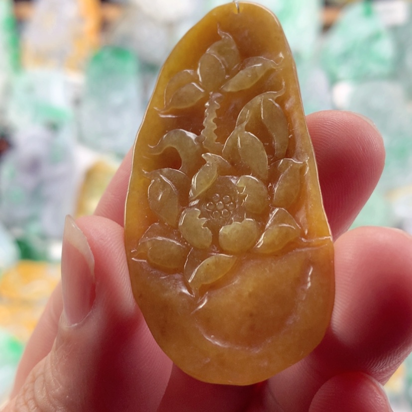 【闪购商品】翡翠吊坠(不含链)未镶嵌