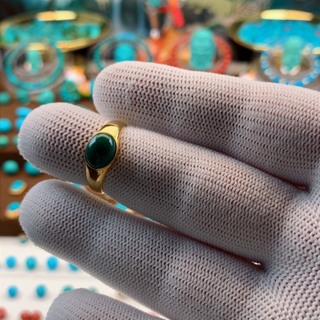 绿松石配饰18K金镶嵌