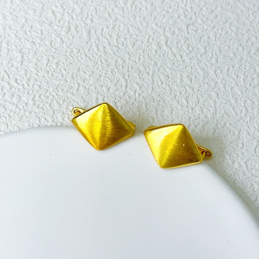 精工菱形拉丝耳钉-433