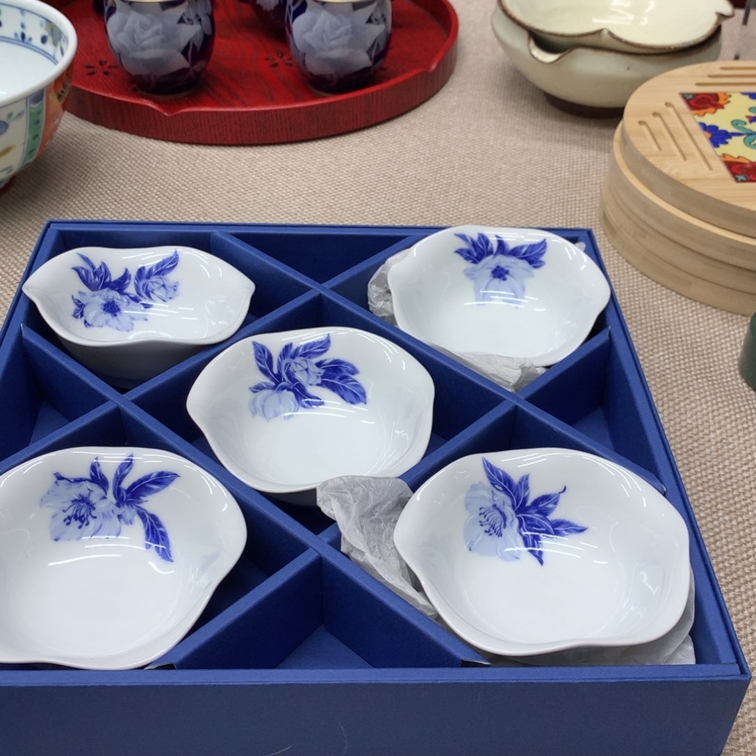 摆件青子瓷器质量好好