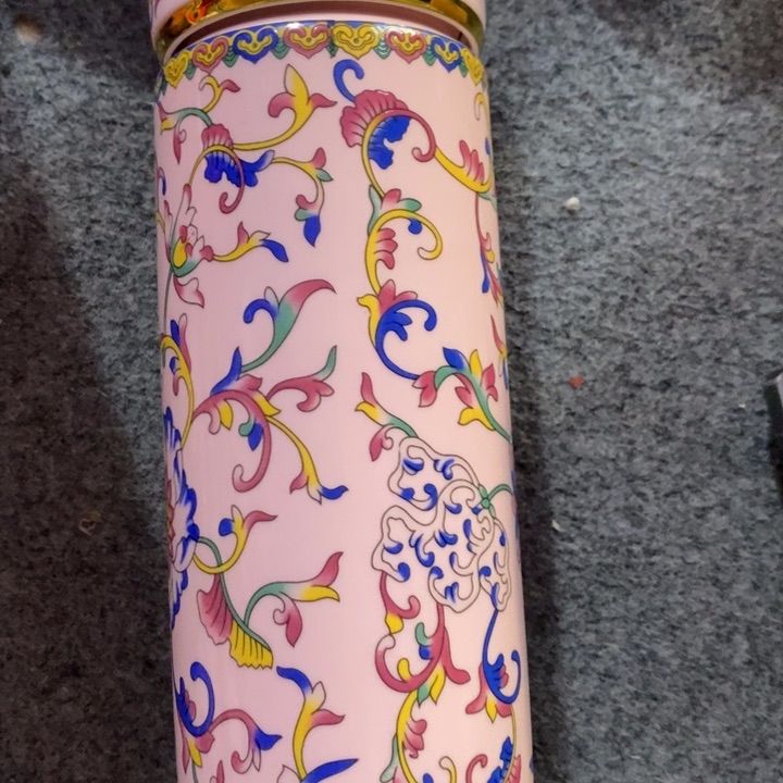 摆件瓷红稀土缠枝莲保温杯 高