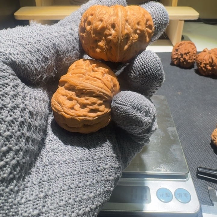 阿***v把件文玩核桃元宝