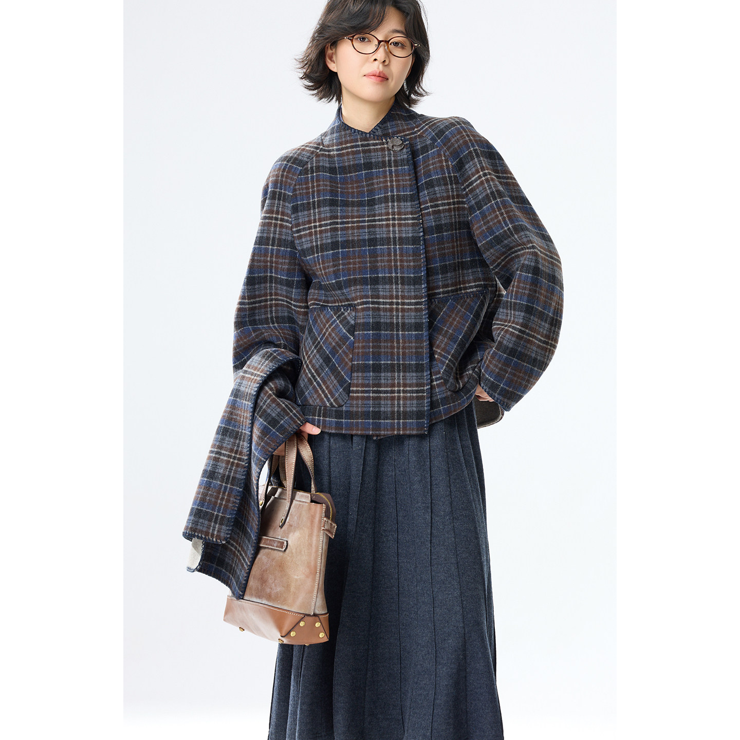 WeTHEE |杏识学院风文艺复古送围巾藏青色格纹短大衣双面呢外套冬