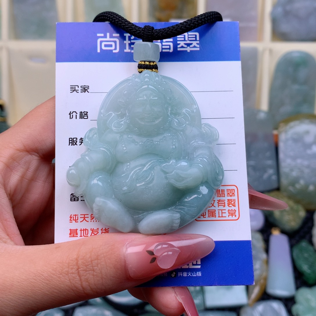 翡翠颈饰未镶嵌缅甸翡翠