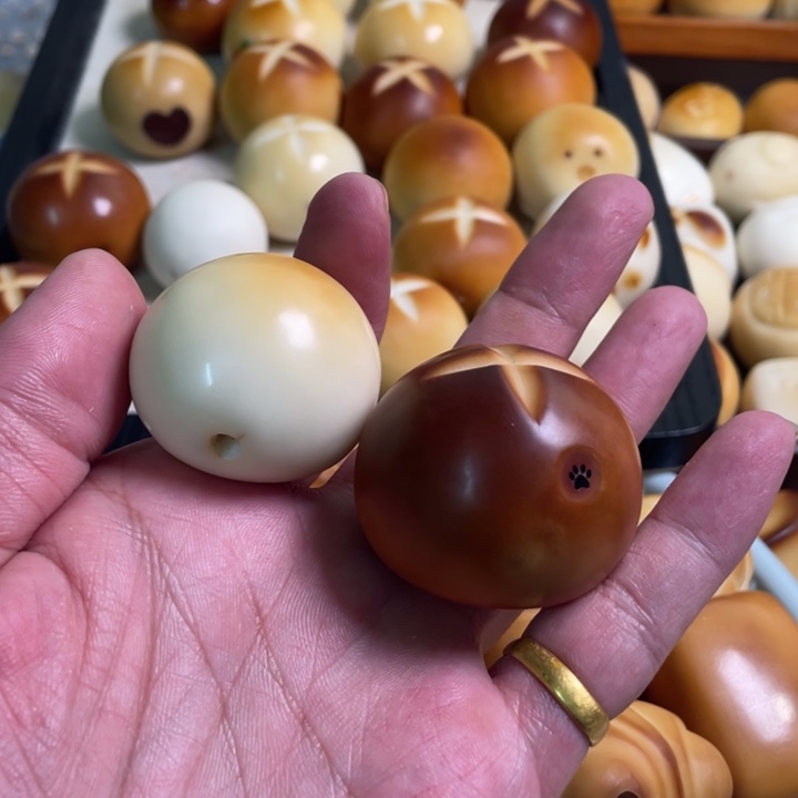 就***。菩提根/象牙果吊坠