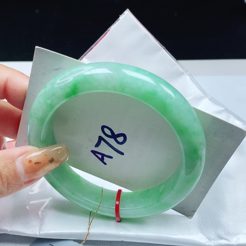 【闪购商品】翡翠手镯未镶嵌 正圈57+