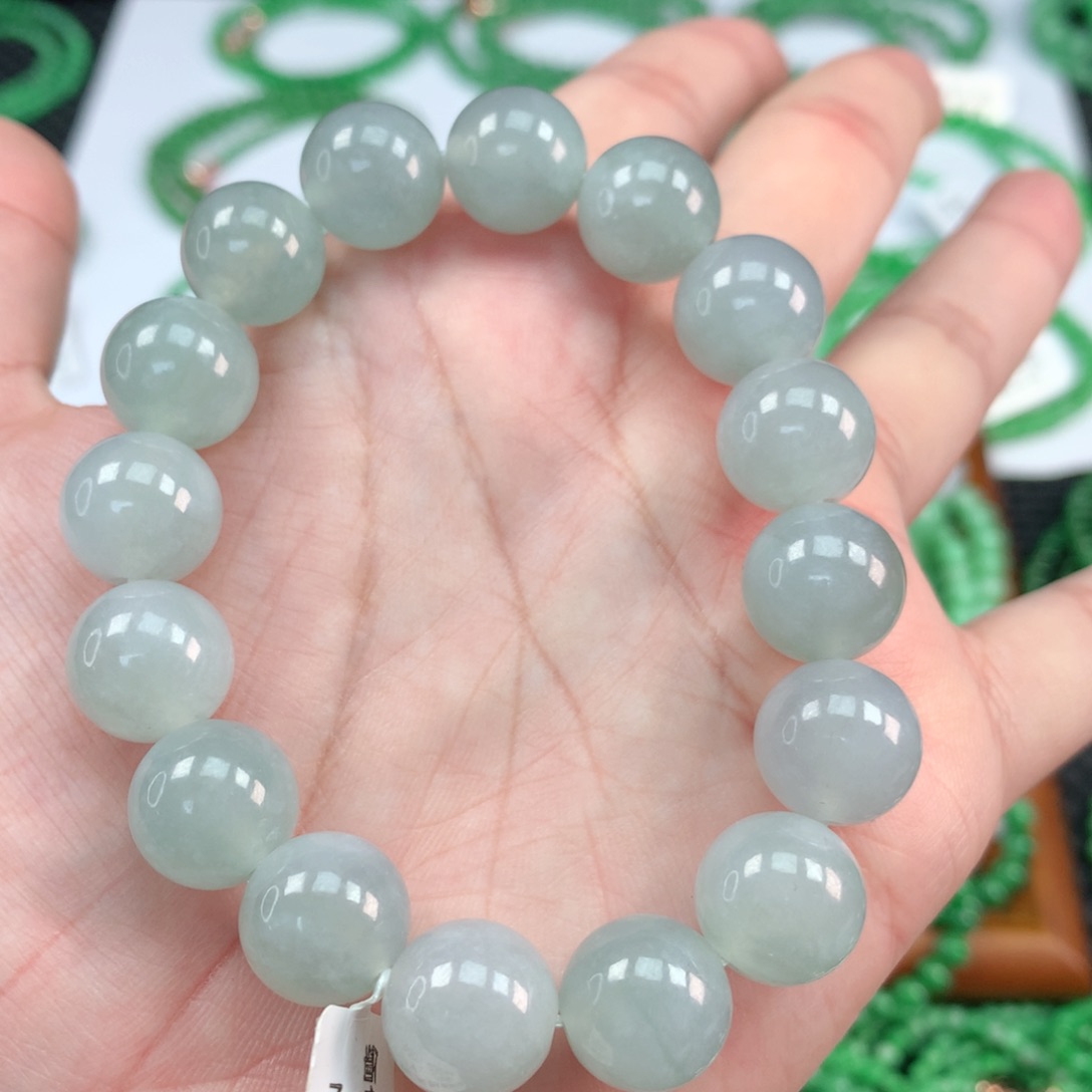 翡翠手链未镶嵌翡翠