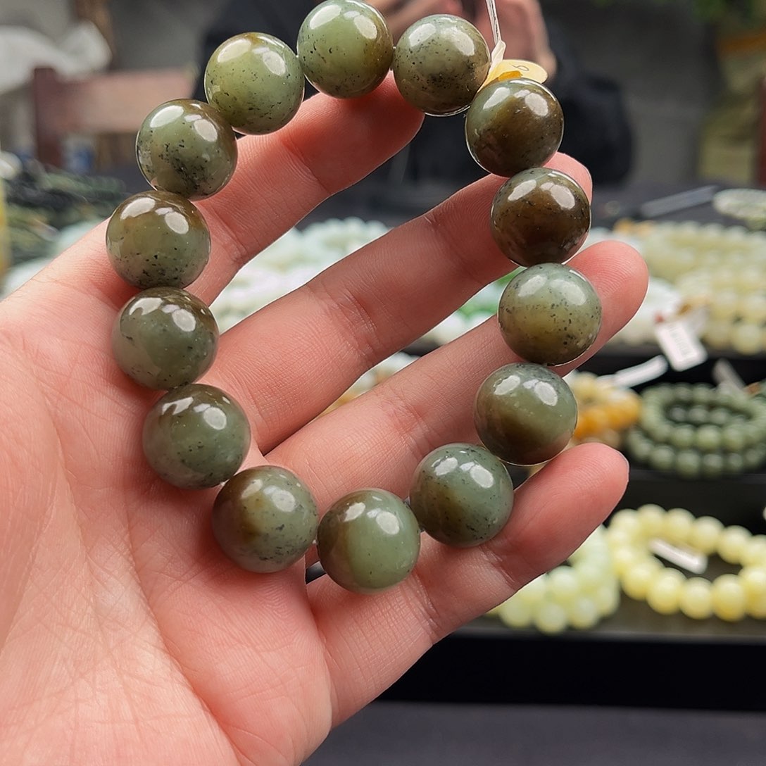 和田玉手串未镶嵌