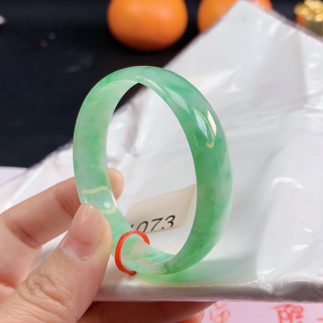 翡翠手镯未镶嵌50圈1073
