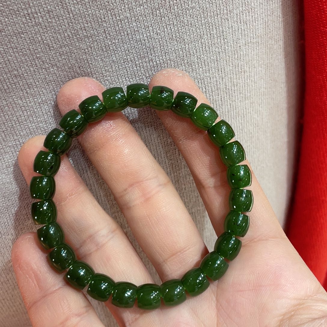 和田玉手串未镶嵌7.8直切