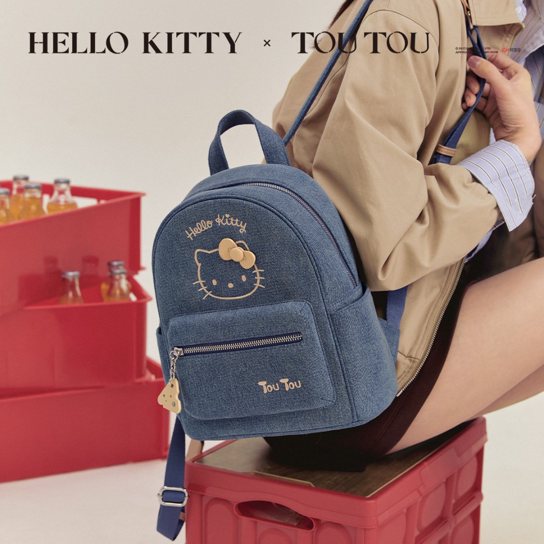 新年礼物TOUTOUhellokitty牛仔双肩包三丽鸥凯蒂猫背包出行女