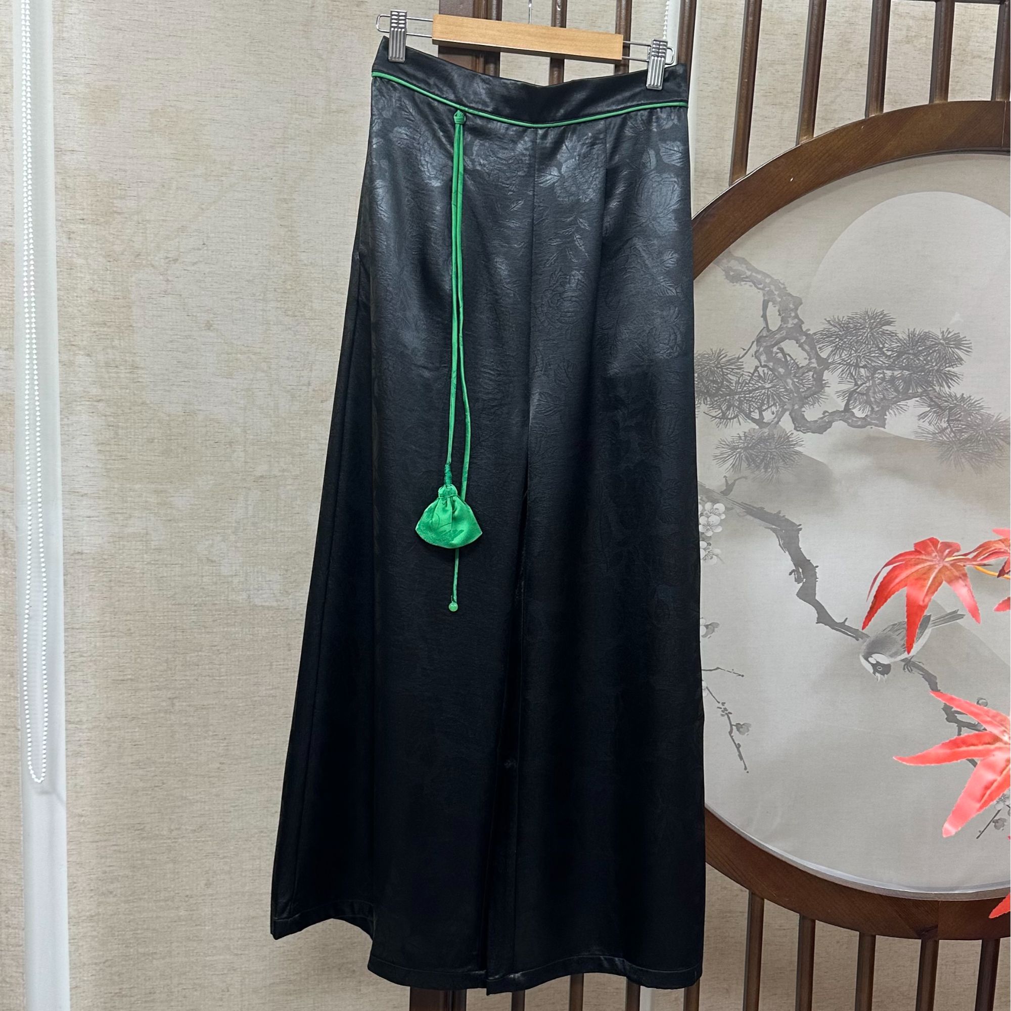 【颜欢】新款国风春秋百搭裙裤阔腿裤新中式气质百搭提花时尚裙裤