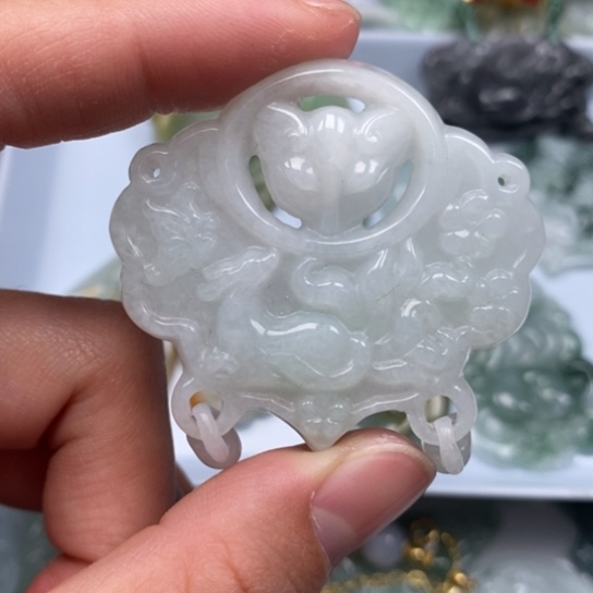 翡翠吊坠(不含链)未镶嵌