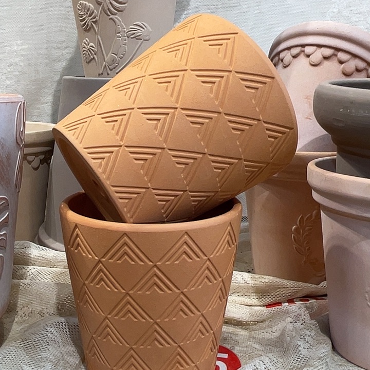 红陶11×11花盆两个