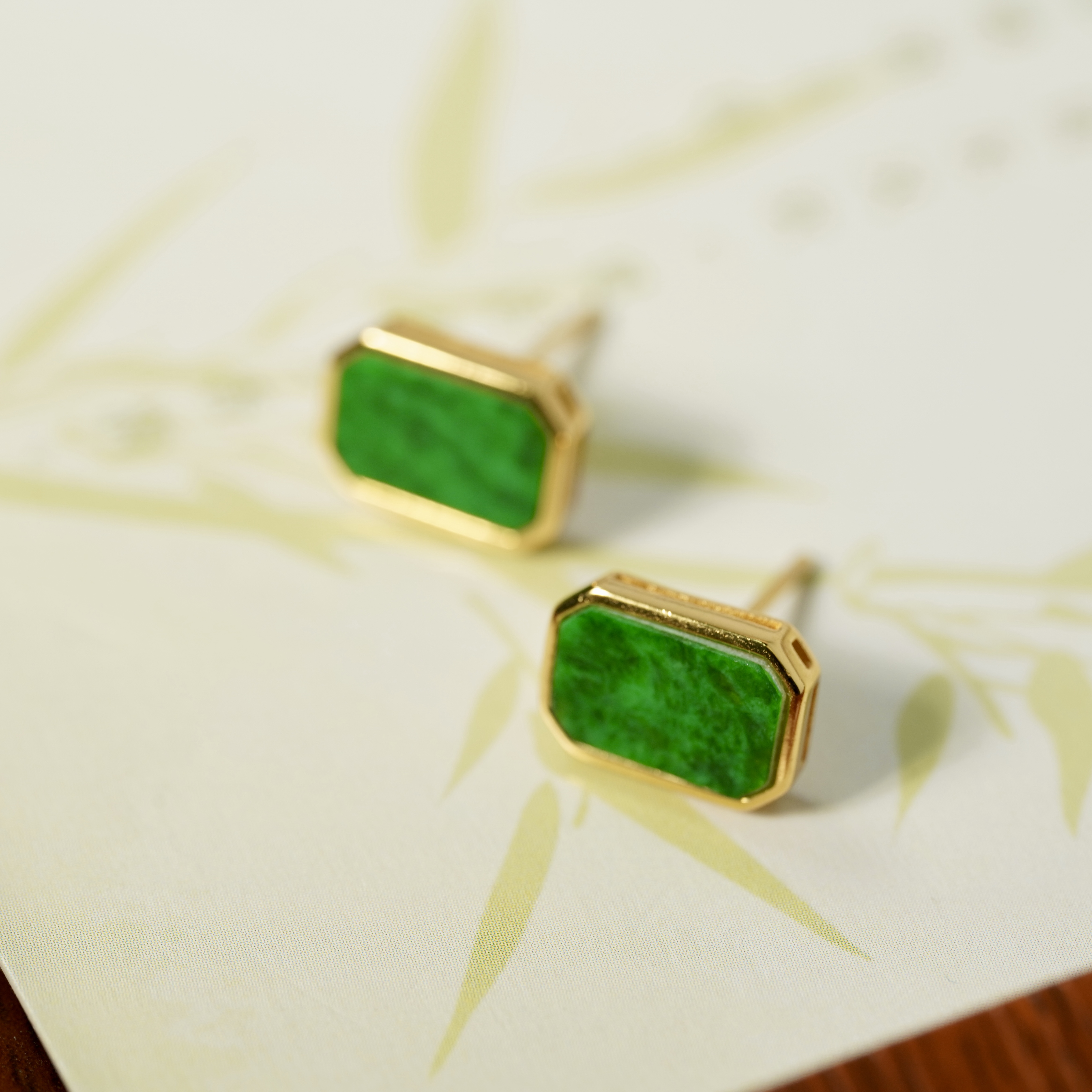 【百年一玉】天然缅甸A货翡翠耳钉S925银镀金方形-1074