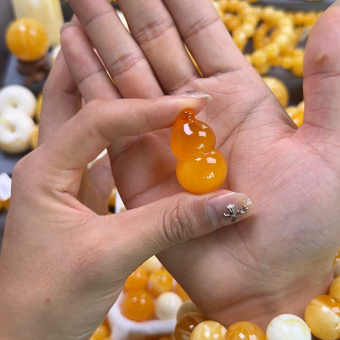 琥珀珠宝奇石未镶嵌葫芦