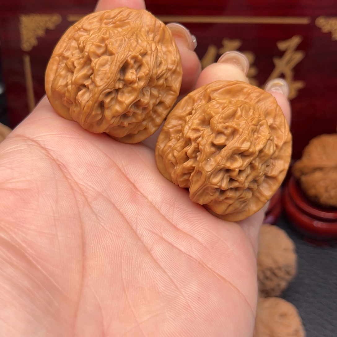 文玩核桃吊坠天地
