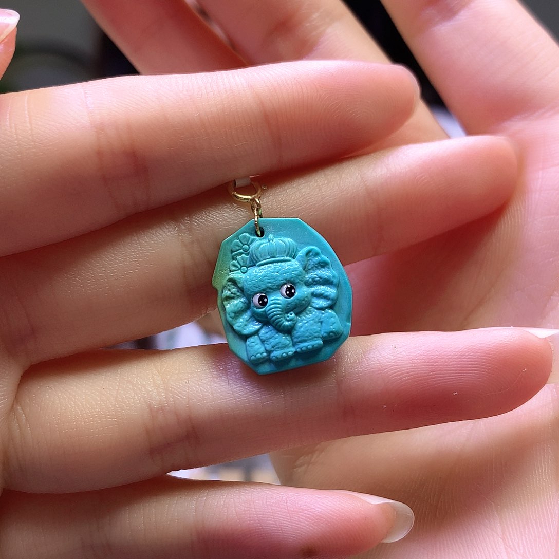 绿松石18K金镶嵌吊坠