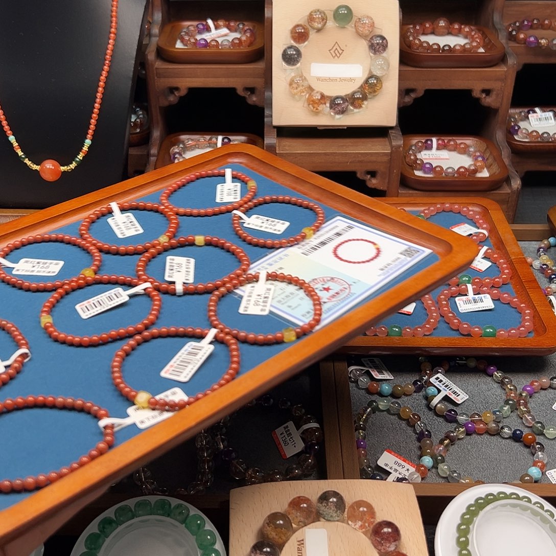 南红玛瑙未镶嵌手链