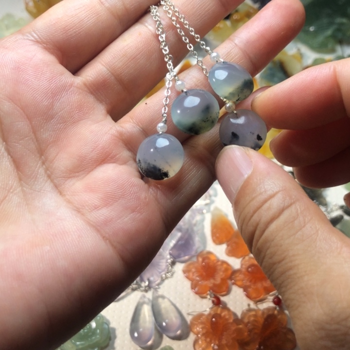 未镶嵌蛇纹石玉耳钉