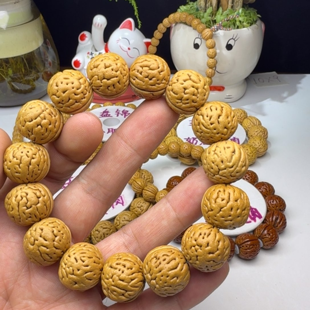 少***茶吊坠桃核文玩桃核手串