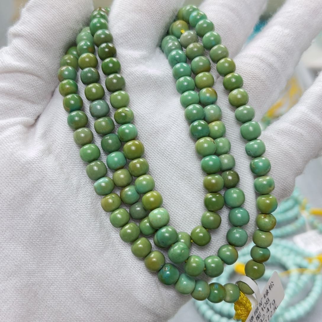 绿松石绿松石未镶嵌