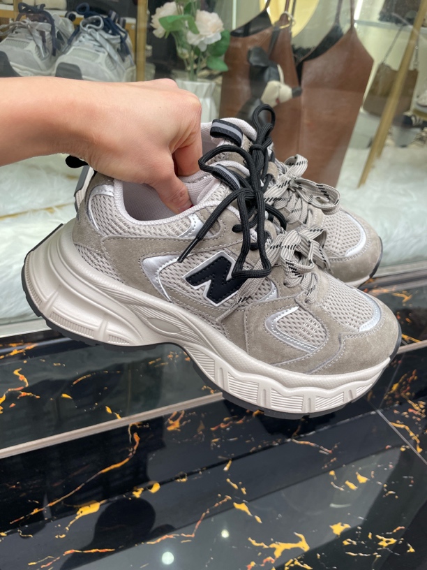 实体鞋店经典N字真皮厚底老爹鞋066-20