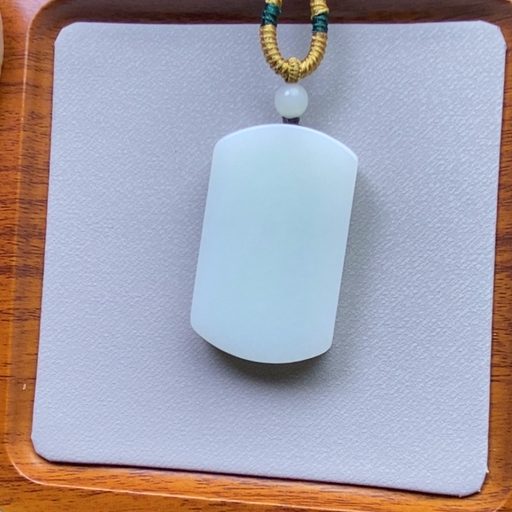 和田玉未镶嵌颈饰7**?