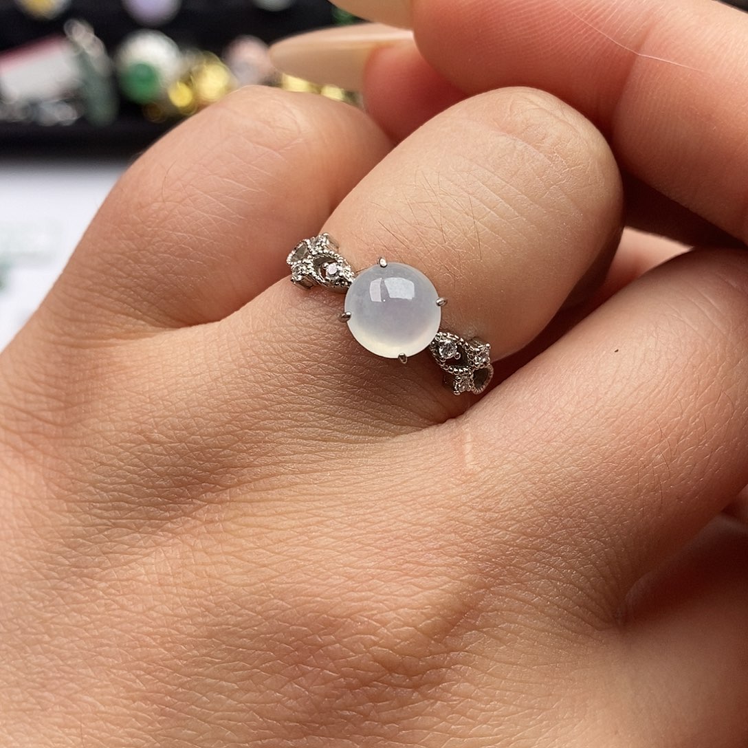 翡翠未镶嵌戒指翡翠