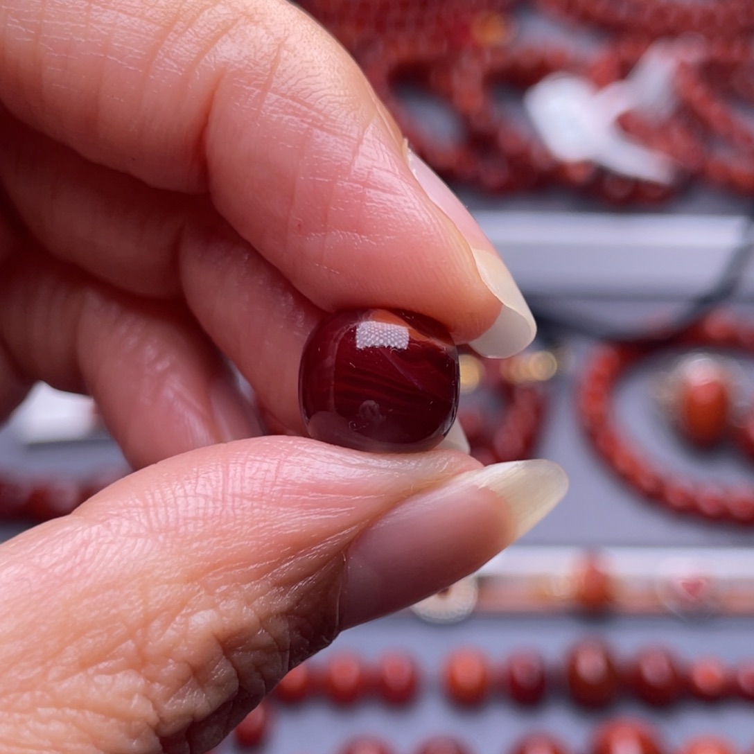 小***3南红玛瑙未镶嵌配珠11mm瓦西玫瑰牛血老型珠