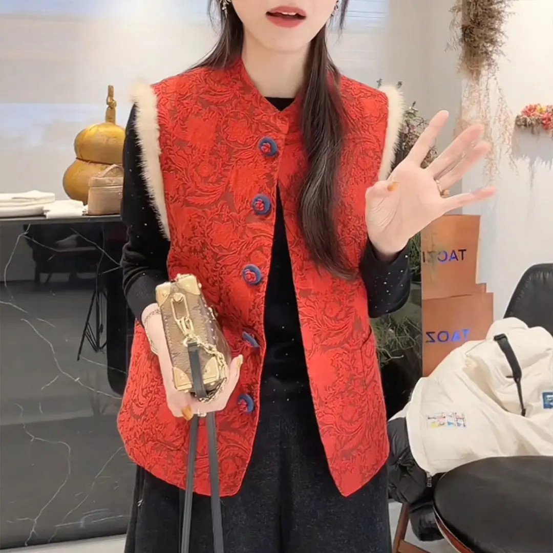 【现货在仓 运险！加棉加厚】新年红水貂毛浮雕刺绣新中式国风马甲女