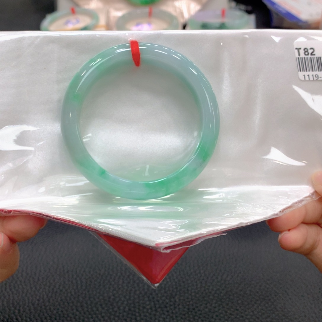 翡翠未镶嵌手镯14