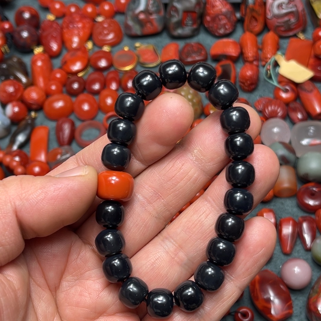 南红玛瑙未镶嵌颈饰