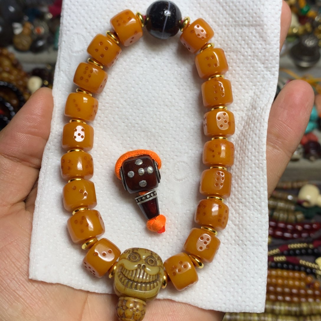 泥塑我的人都是我们