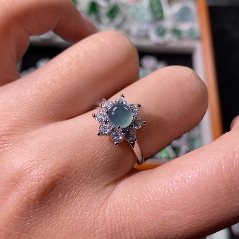 【闪购商品】翡翠颈饰未镶嵌天然