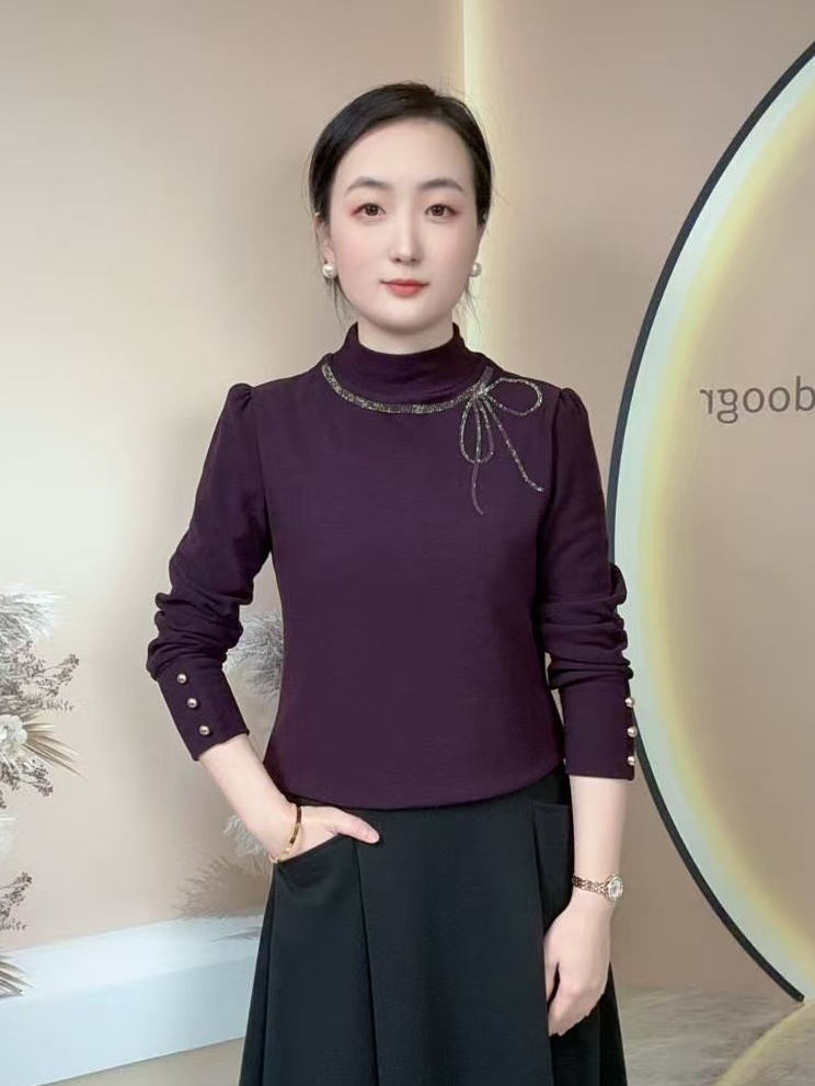 双面慕斯绒半高领蝴蝶结烫钻纯色打底上衣B洋气休闲减龄百搭小衫