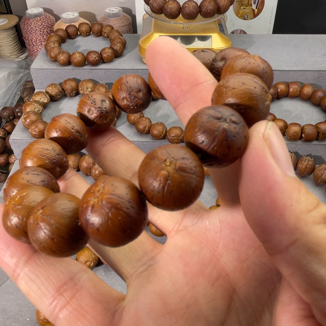 紫金鼠手串陈*明17尺寸美美鼠