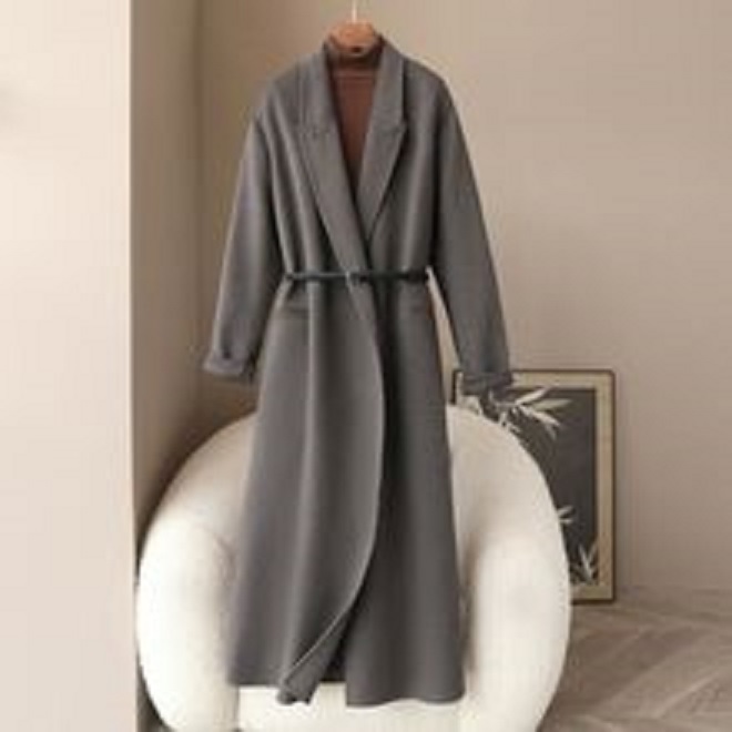 精品时装女装衣服