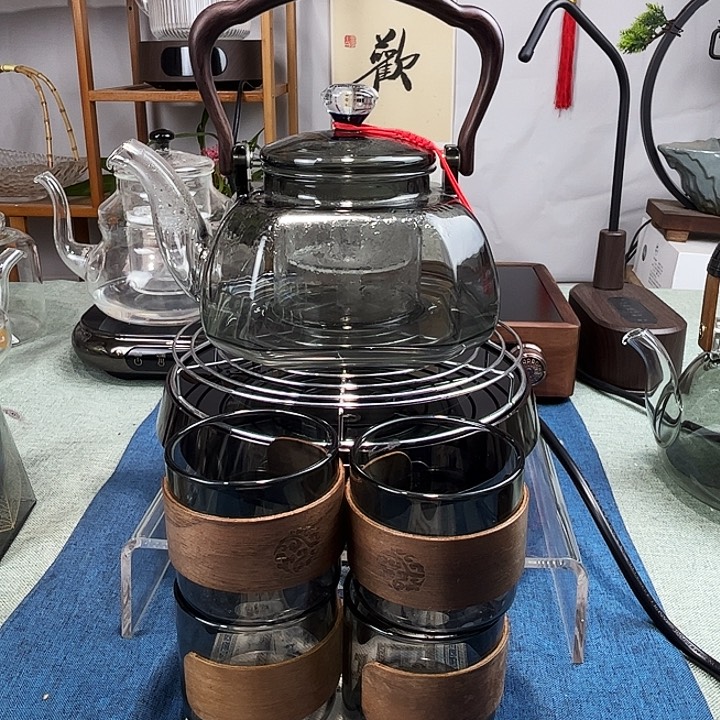 壶加炉加烤网加被子