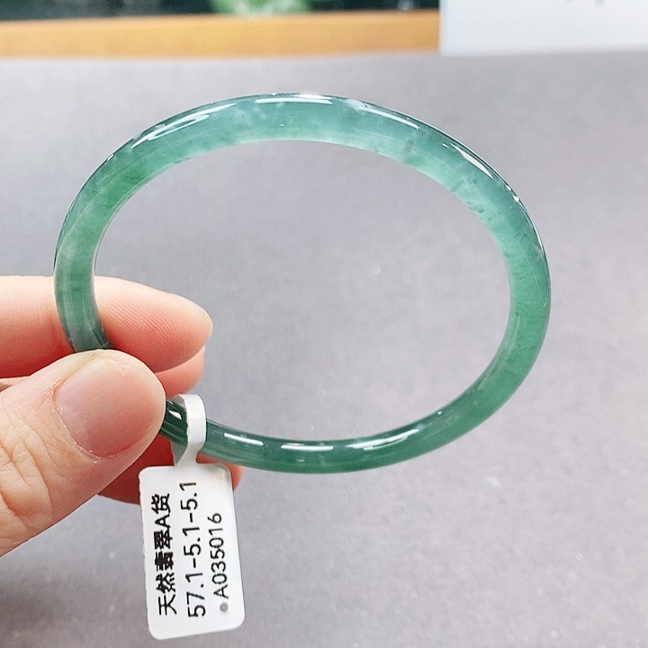 【闪购商品】翡翠手镯（圆镯）未镶嵌