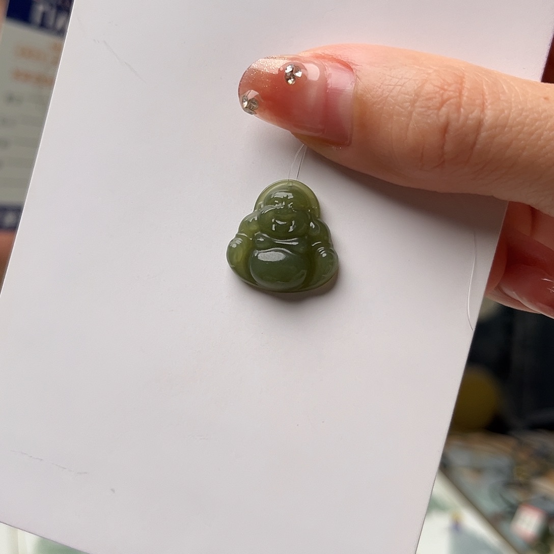 和田玉（糖玉）颈饰未镶嵌佛公