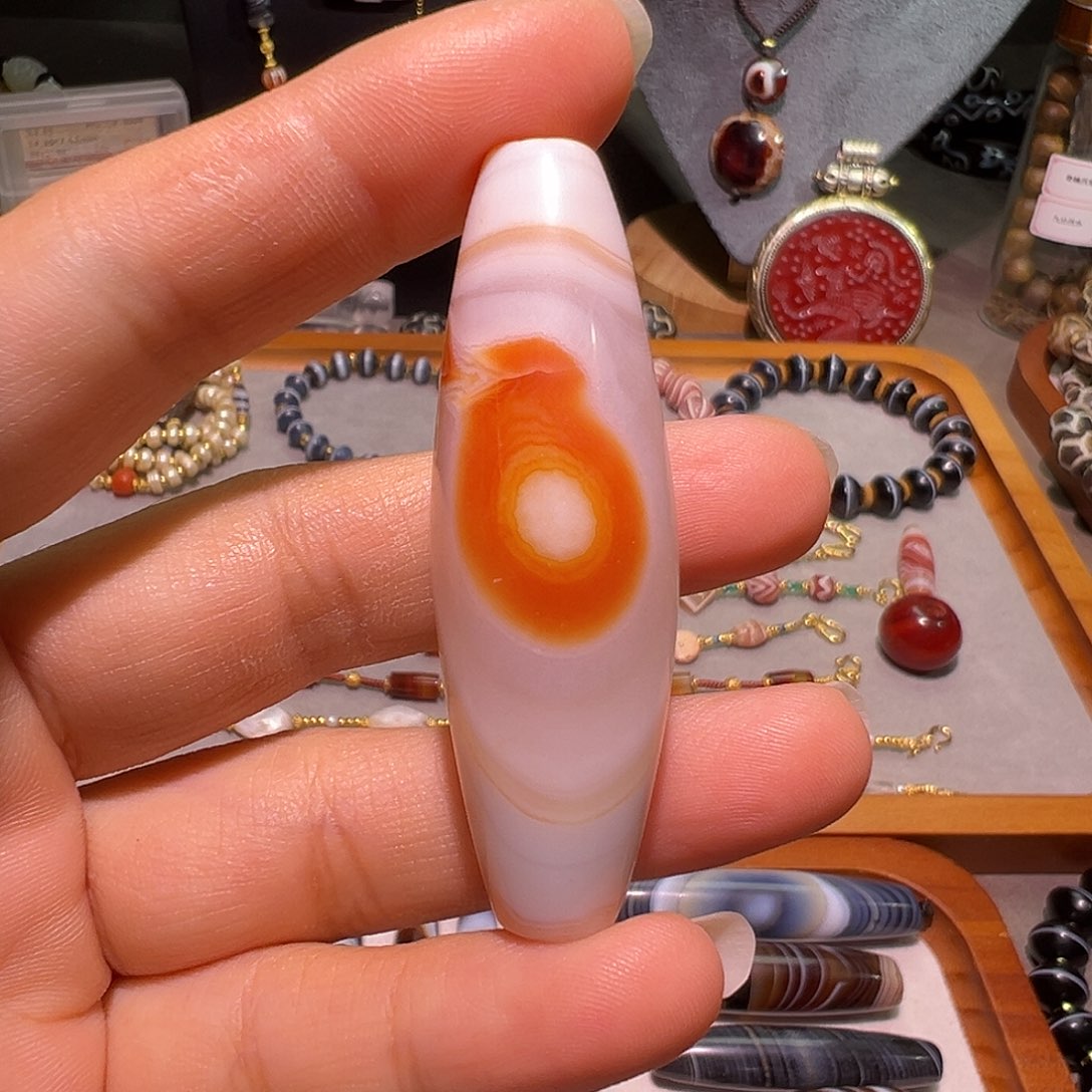玛瑙/玉髓未镶嵌珠宝半成品