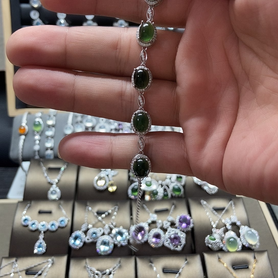 银S925镶嵌蛇纹石玉手链ℳ****⁰