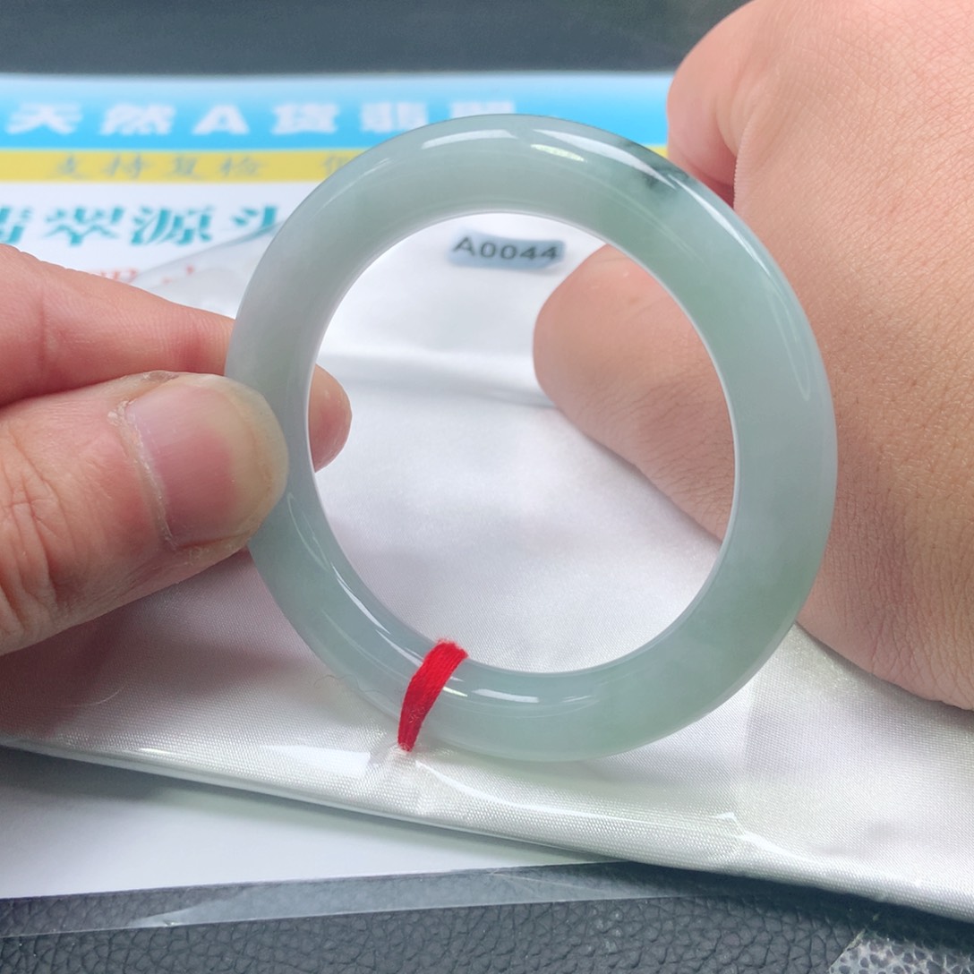 翡翠手镯未镶嵌A0044号