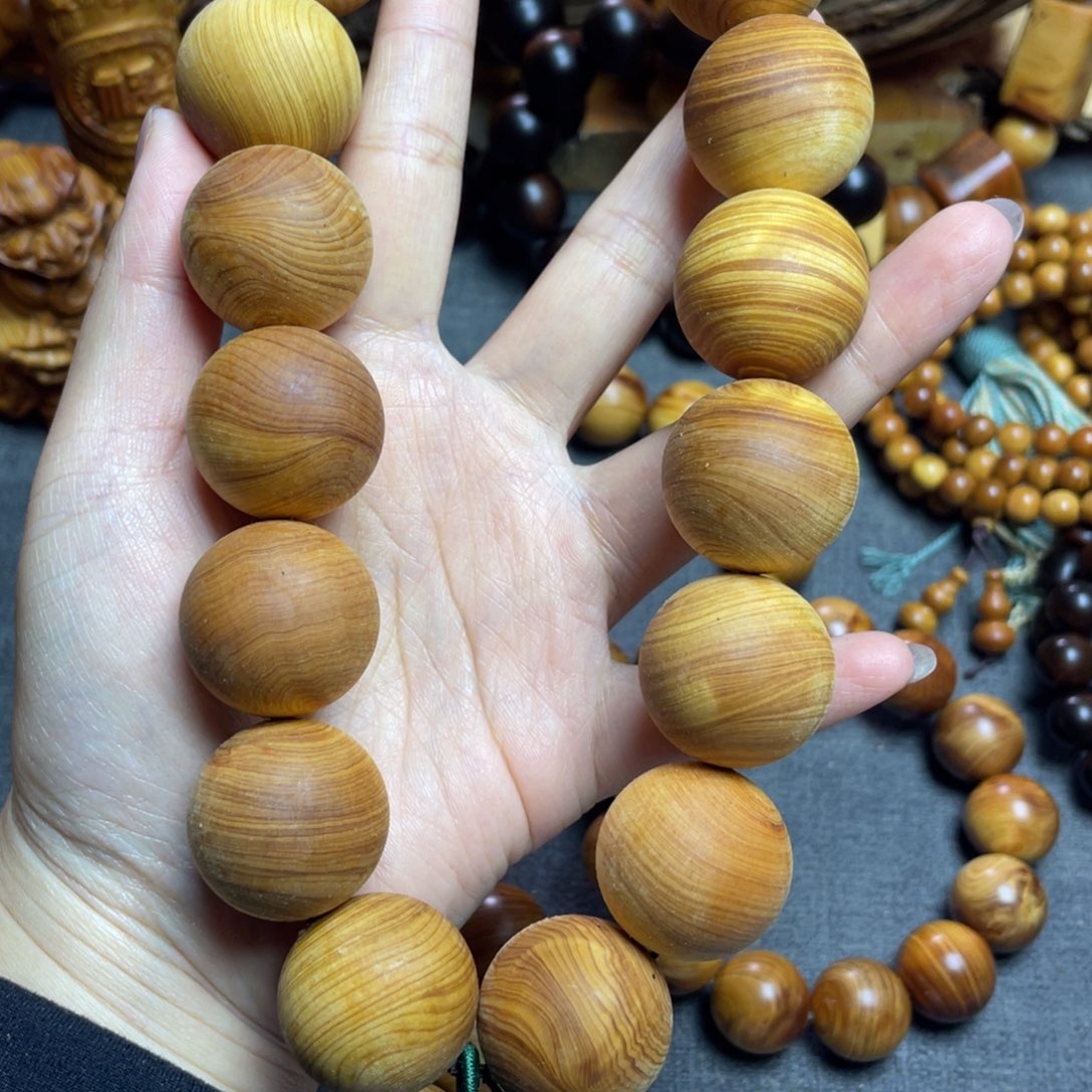 心***驻柏木（崖柏）2.5毛珠手持