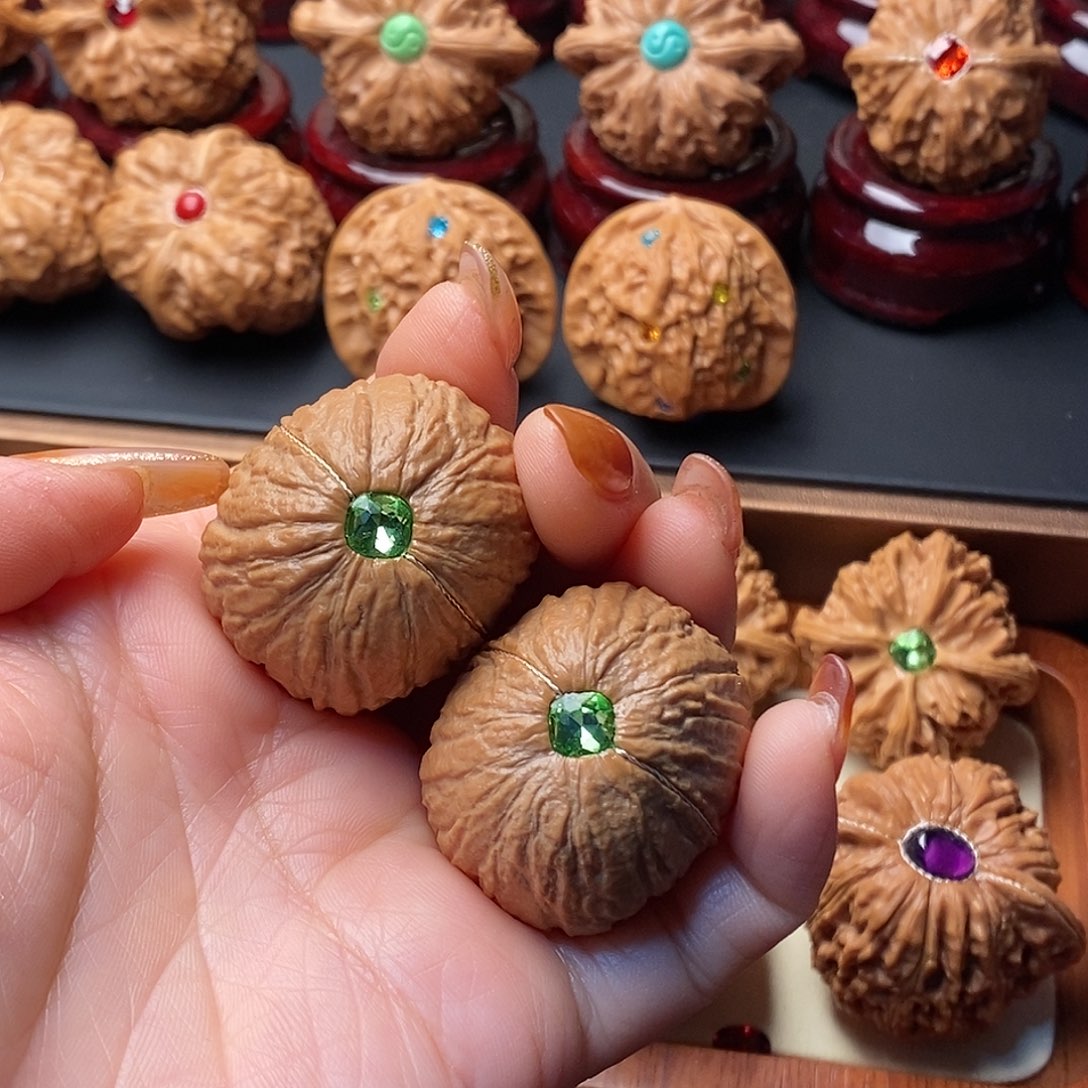 文玩核桃吊坠好**?猴头元宝