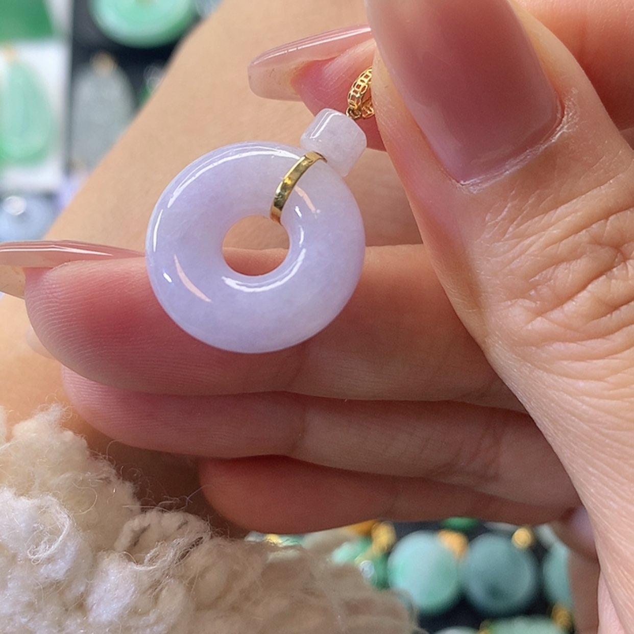 【闪购商品】翡翠吊坠(赠链)18K金镶嵌